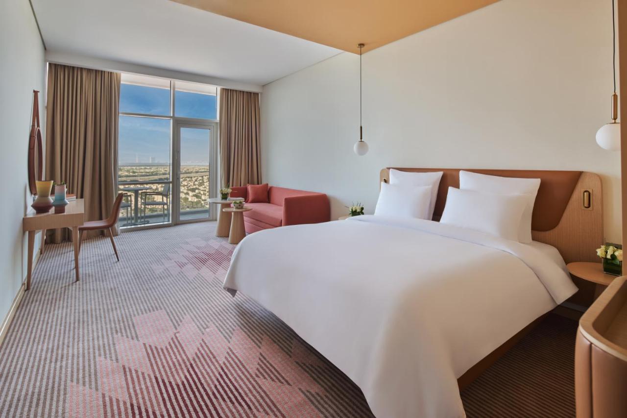 Novotel Jumeirah Village Triangle Dubai Dış mekan fotoğraf