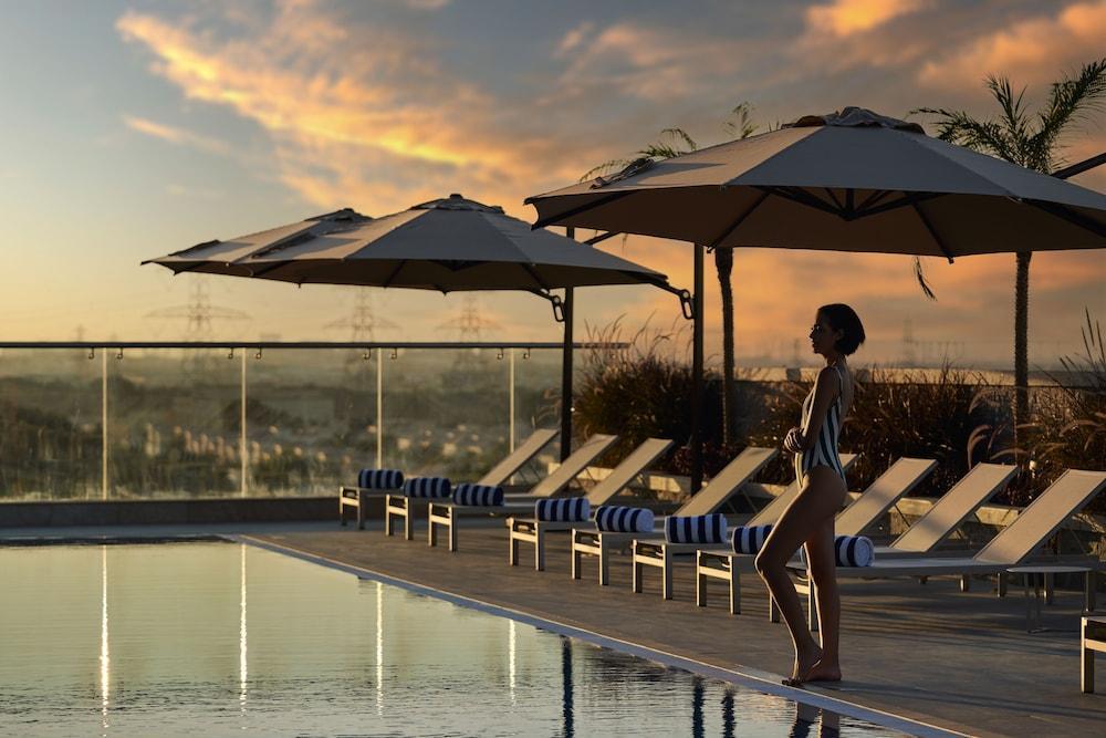 Novotel Jumeirah Village Triangle Dubai Dış mekan fotoğraf