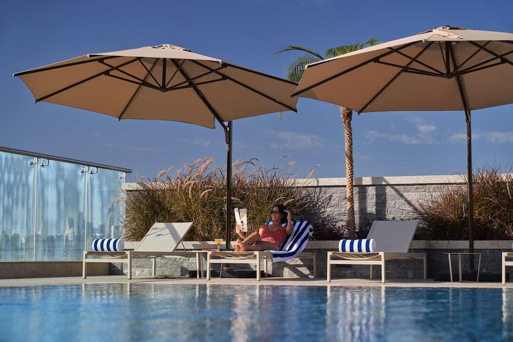 Novotel Jumeirah Village Triangle Dubai Dış mekan fotoğraf